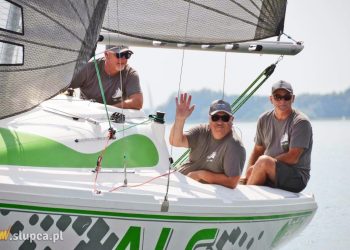 Regatami powitają wakacje