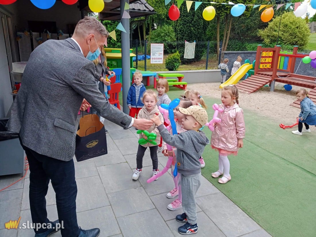 Z upominkami do przedszkolaków