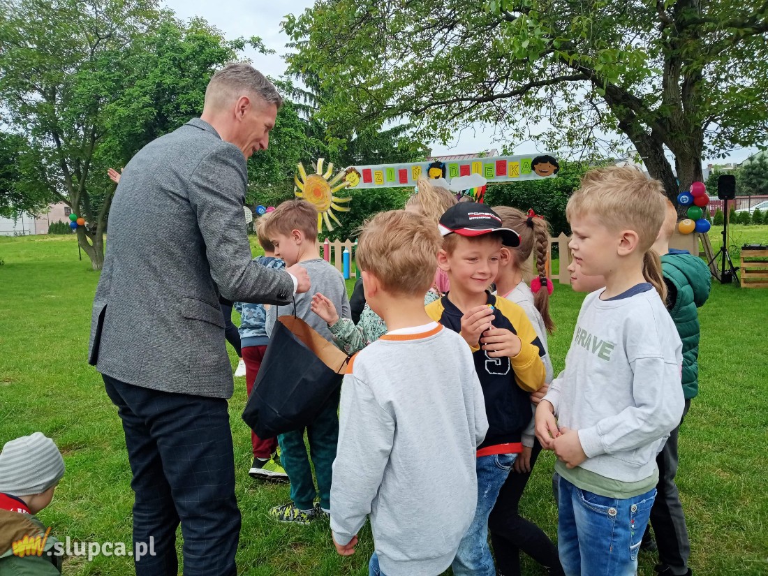 Z upominkami do przedszkolaków