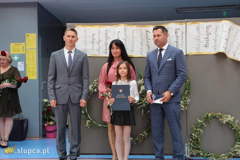 Pożegnanie absolwentów w Trójce ZDJĘCIA