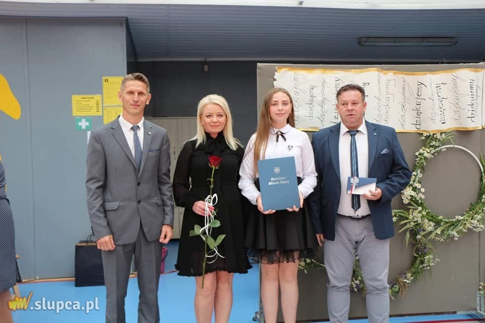 Pożegnanie absolwentów w Trójce ZDJĘCIA