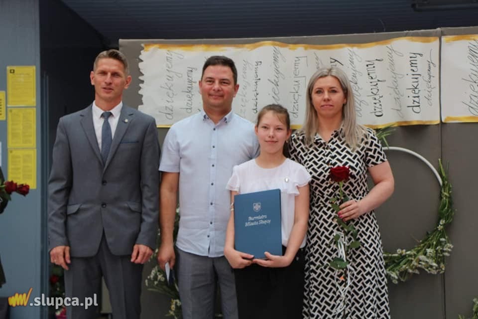 Pożegnanie absolwentów w Trójce ZDJĘCIA