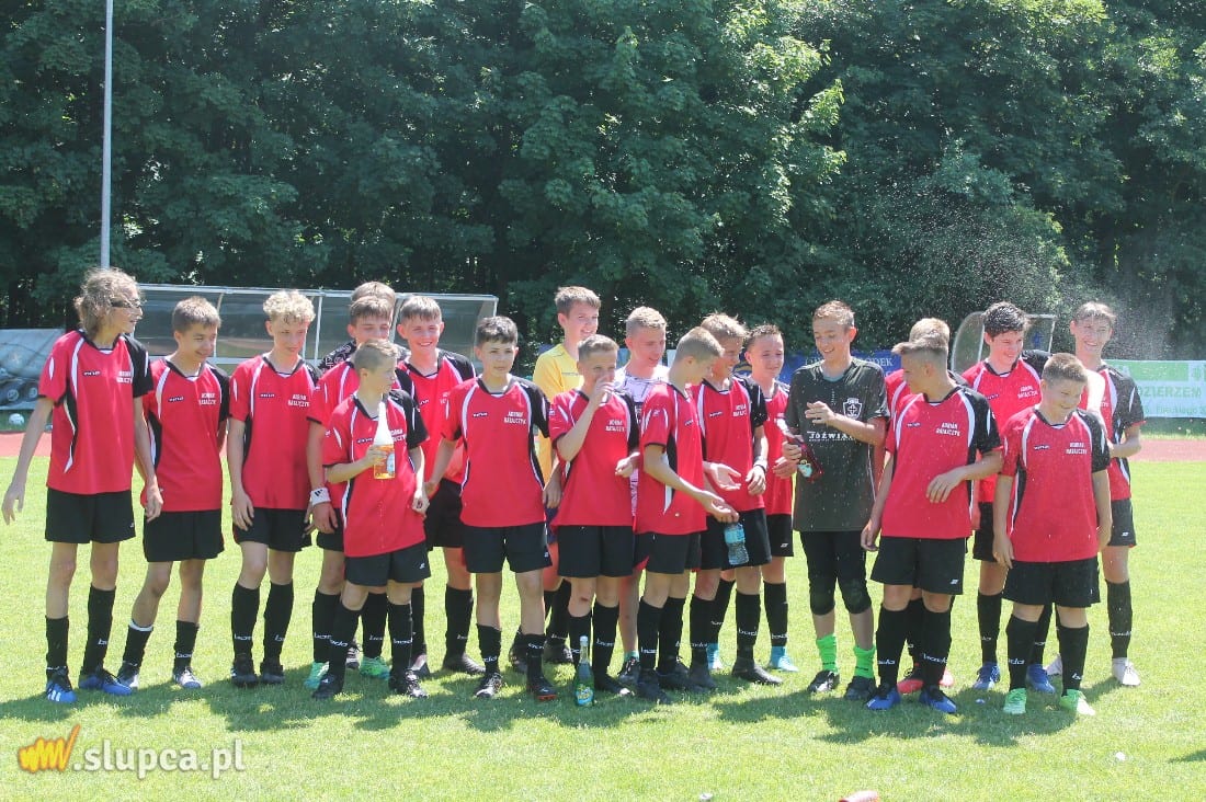 Cztery awanse na 100 lecie piłkarstwa