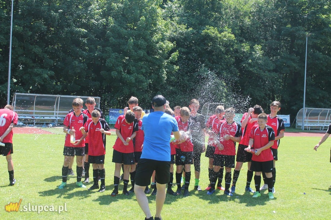 Cztery awanse na 100 lecie piłkarstwa