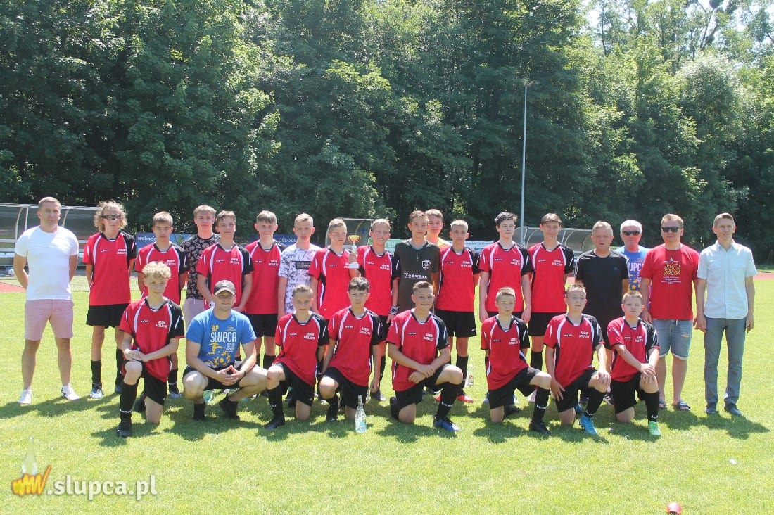 Cztery awanse na 100 lecie piłkarstwa