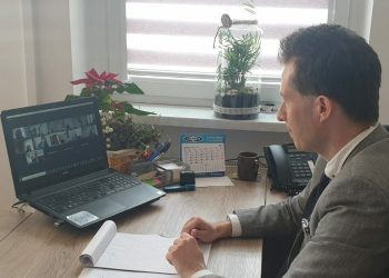 Wójt zarobi ponad 920 zł więcej