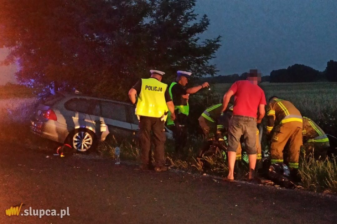 Wypadek w Wierzbnie. Motocyklista poważnie ucierpiał ZDJĘCIA