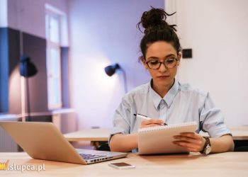 Praca dla studentów. Jakie wybrać studia by pogodzić karierę z nauką?