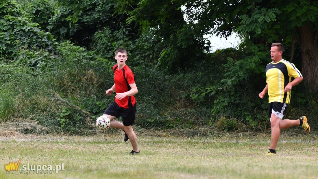 Żonaci znowu górą. Zobacz zdjęcia z meczu