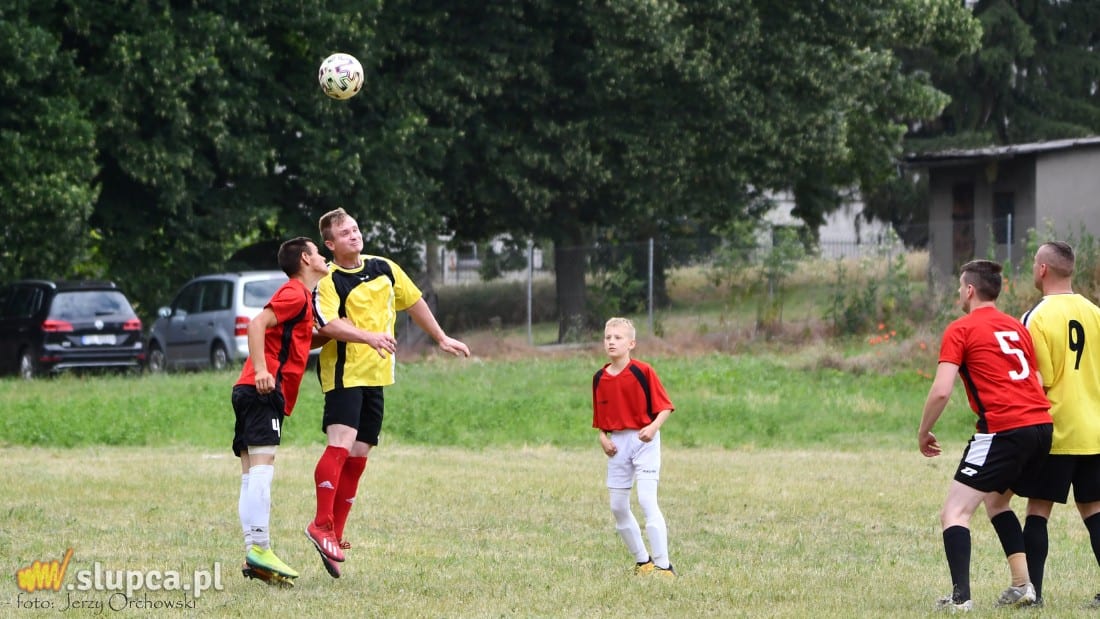 Żonaci znowu górą. Zobacz zdjęcia z meczu