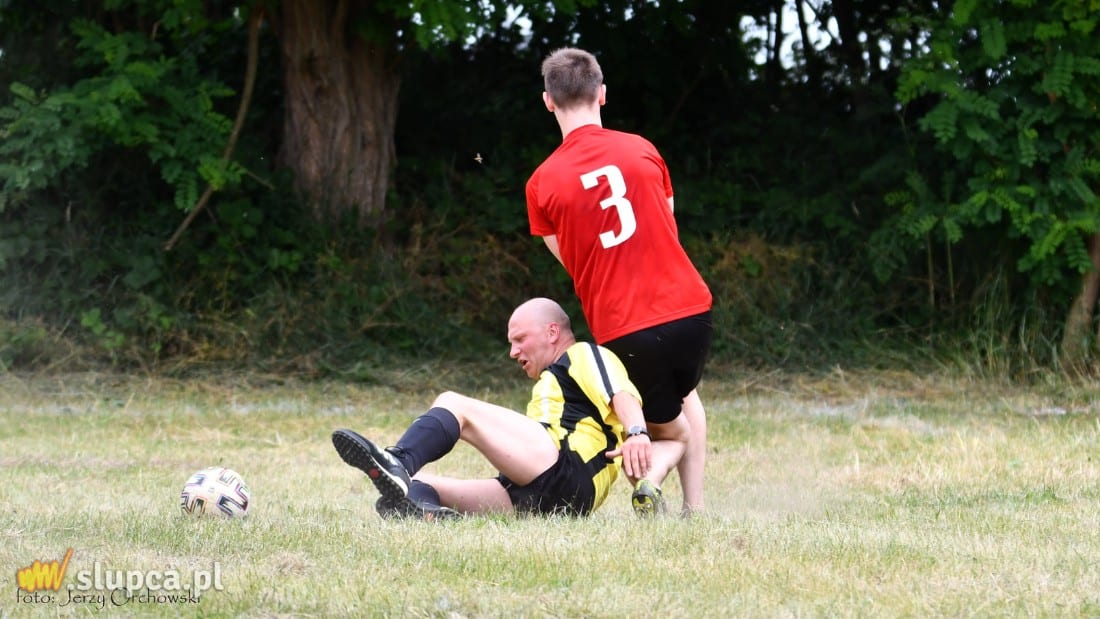 Żonaci znowu górą. Zobacz zdjęcia z meczu