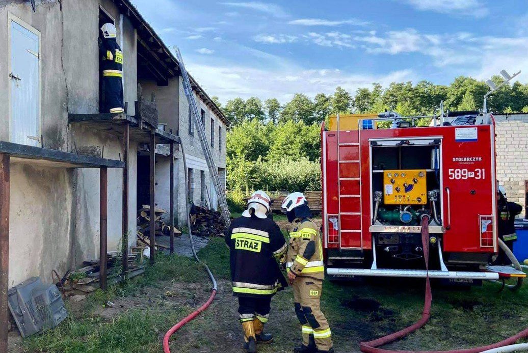 Ostrowite: Paliło się w warsztacie ZDJĘCIA