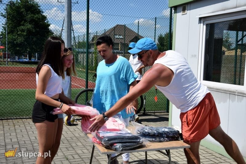 Nie wszyscy jednak siedzą przed komputerami…