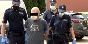 Z siekierą na policjantów. Mężczyzna aresztowany