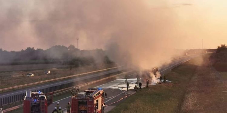 Paliła się ciężarówka FILM i ZDJĘCIA