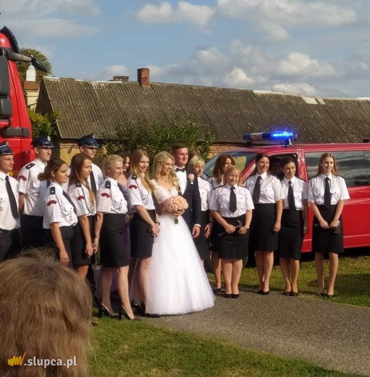 Emilia i Michał. Samych pięknych dni!