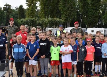 Dzielnicowy profilaktycznie w Powidzu