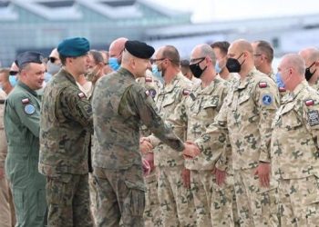 Ratowali ludzi z Afganistanu. Wrócili do bazy