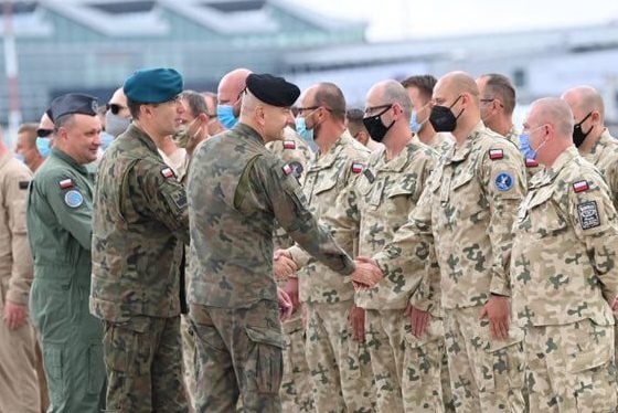 Ratowali ludzi z Afganistanu. Wrócili do bazy