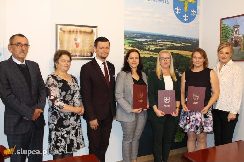 Nauczycielki z awansami. Dziś złożyły ślubowanie