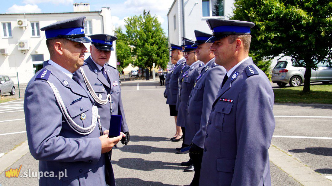 Policjanci dziś świętują. Sprawdź, kto dostał awans