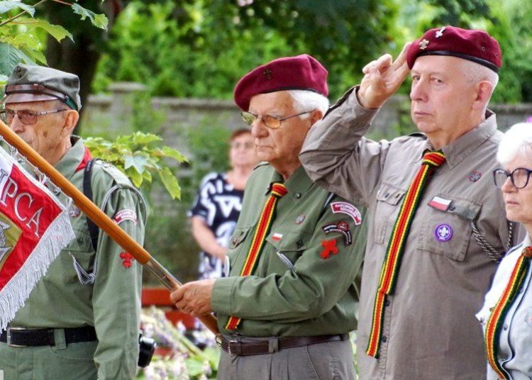 W Słupcy oddali hołd Powstańcom ZDJĘCIA