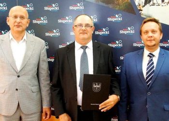 Nauczyciele z awansami zawodowymi