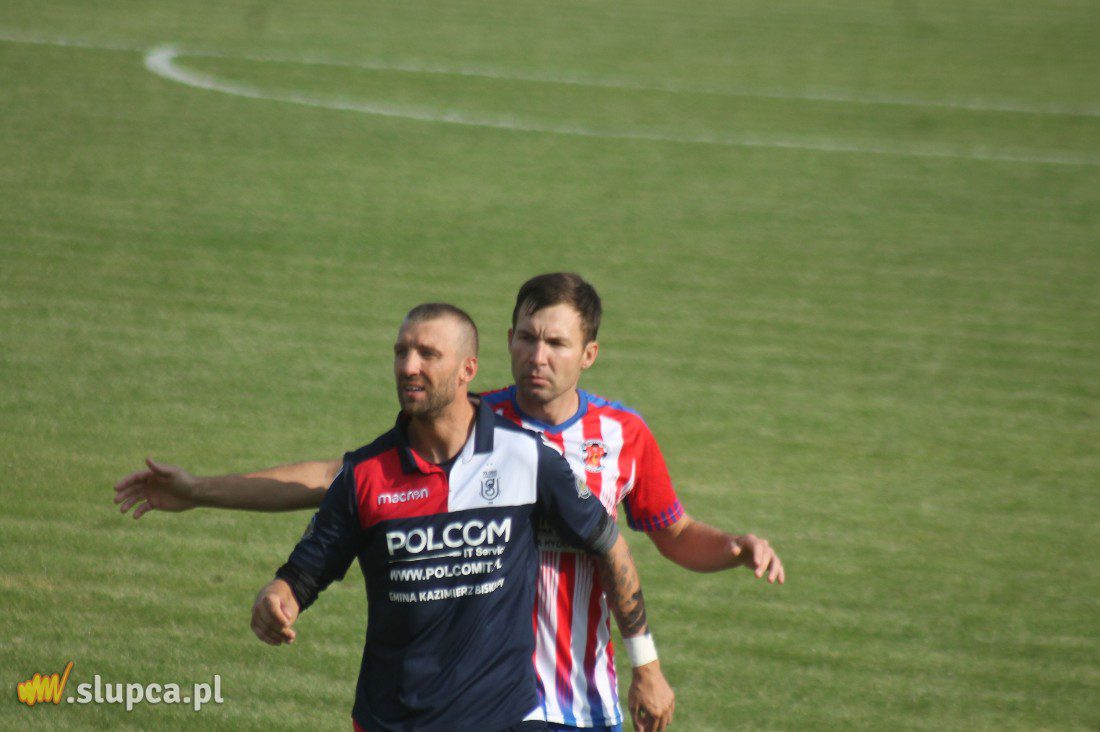 Piłkarska sobota. Inauguracyjna porażka Polanina