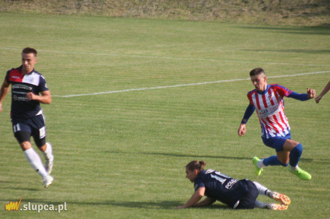 Piłkarska sobota. Inauguracyjna porażka Polanina