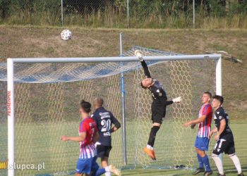 Piłkarska sobota. Inauguracyjna porażka Polanina