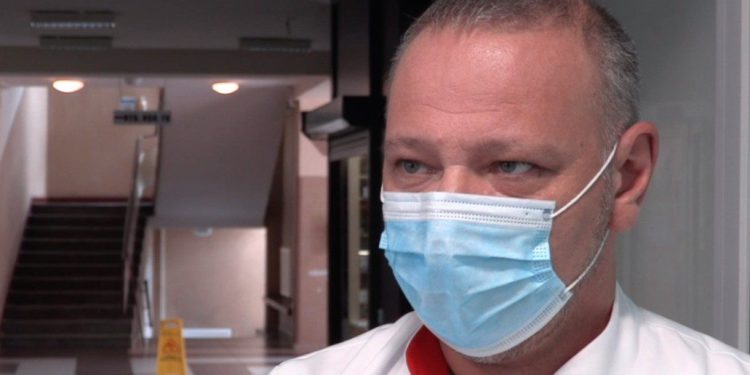 Odwiedziny znowu możliwe. Lekarz wyjaśnia zasady