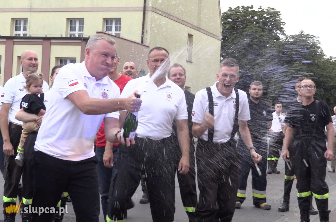 Wielka radość słupeckich strażaków. Mają nowe auto!