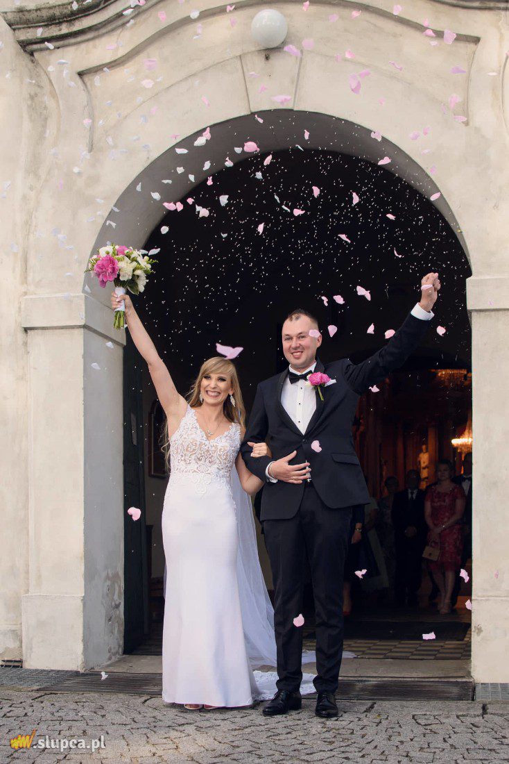 Razem jeżdżą ciężarówką. Wzięli ślub