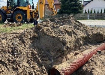 Rozbudowują kanalizację w Strzałkowie