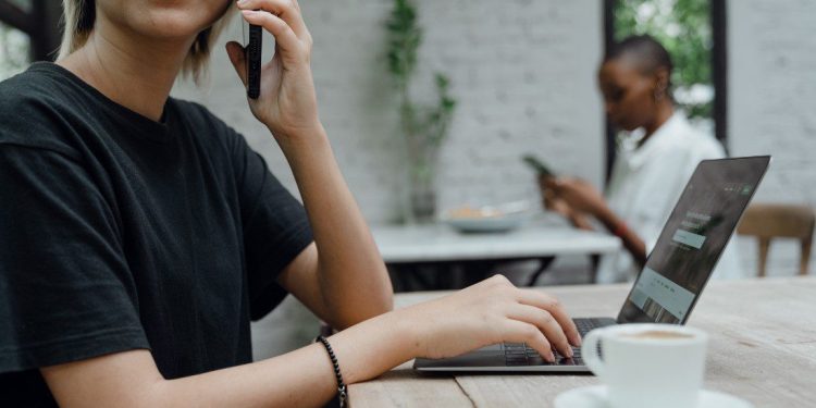 Chcesz przenieść numer do Orange Flex? Zobacz, jak to zrobić