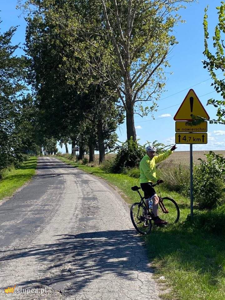 Starosta przemierza rowerem drogi powiatu. 20-letnie zaniedbania PSL-u