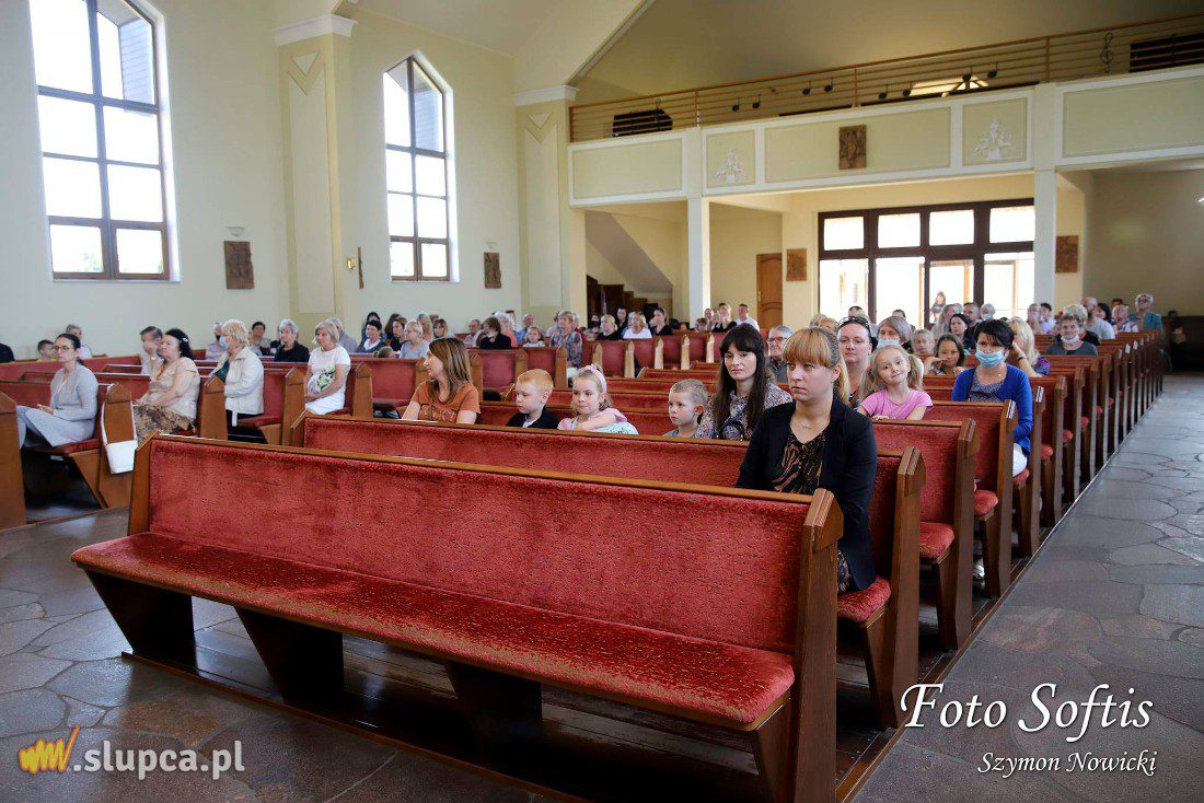 Święcenie przyborów szkolnych w Kozalu ZDJĘCIA