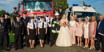 Strażacki ślub w Cieninie. Gratulacje dla Grety i Piotra!