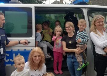 Dzielnicowy odwiedził przedszkole
