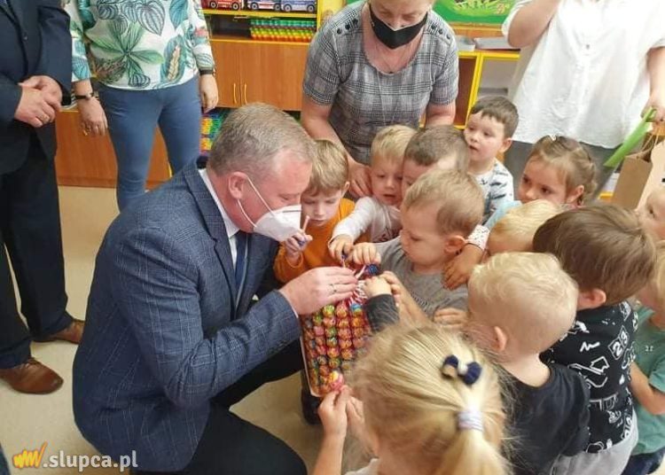 Święto przedszkolaków. Odwiedzili ich burmistrz i radni