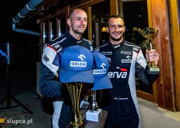 Umocnili się na pozycji lidera