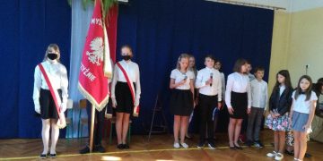 Rozpoczęcie roku szkolnego w Cieninie Kościelnym