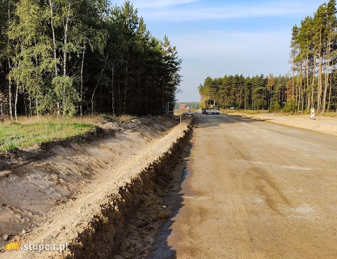 Budowa dróg obronnych zgodnie z harmonogramem