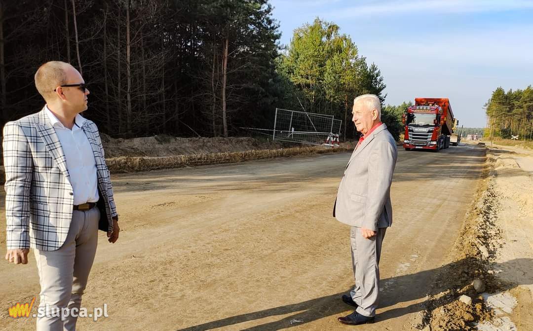 Budowa dróg obronnych zgodnie z harmonogramem