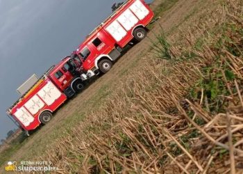 Gasili pożar słomy