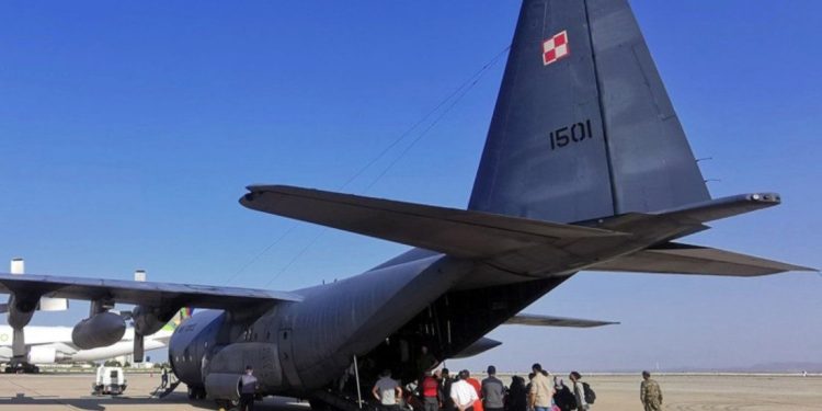 Piloci z Powidza zdradzają wstrząsające szczegóły misji w Kabulu. Przeczytaj wywiad