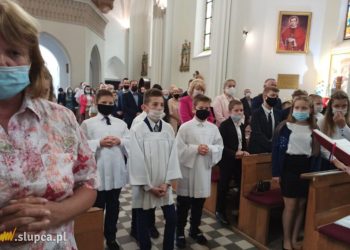 Komunia rocznicowa w Giewartowie ZDJĘCIA