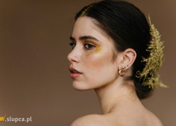 Pozłacane kolczyki – recepta na oryginalny styl