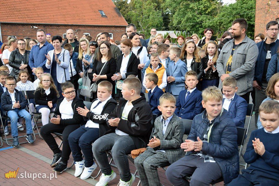 W Strzałkowie i Wólce dzieci powróciły do szkół