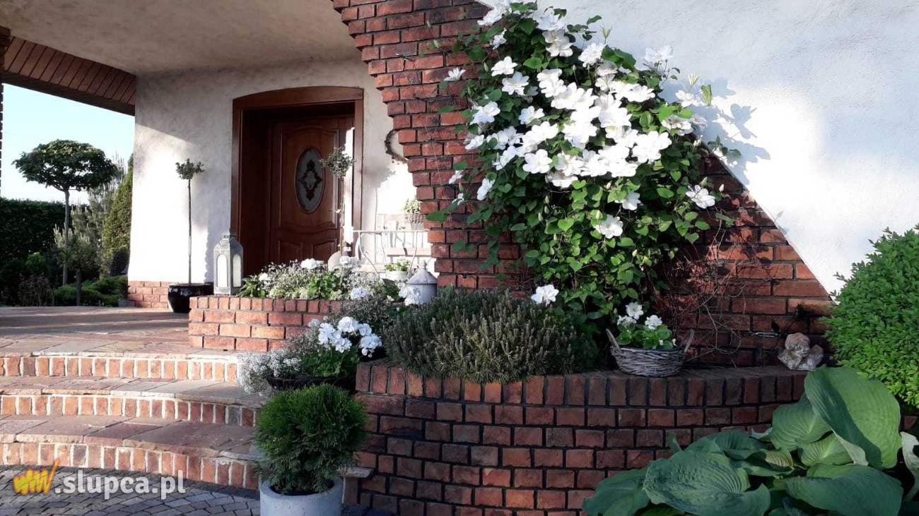 Ogród baśniowy – część frontowa